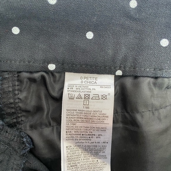 Old Navy | Polka Dot Pixie Ankle Pants | Size 0 Petite - Picture 4 of 4